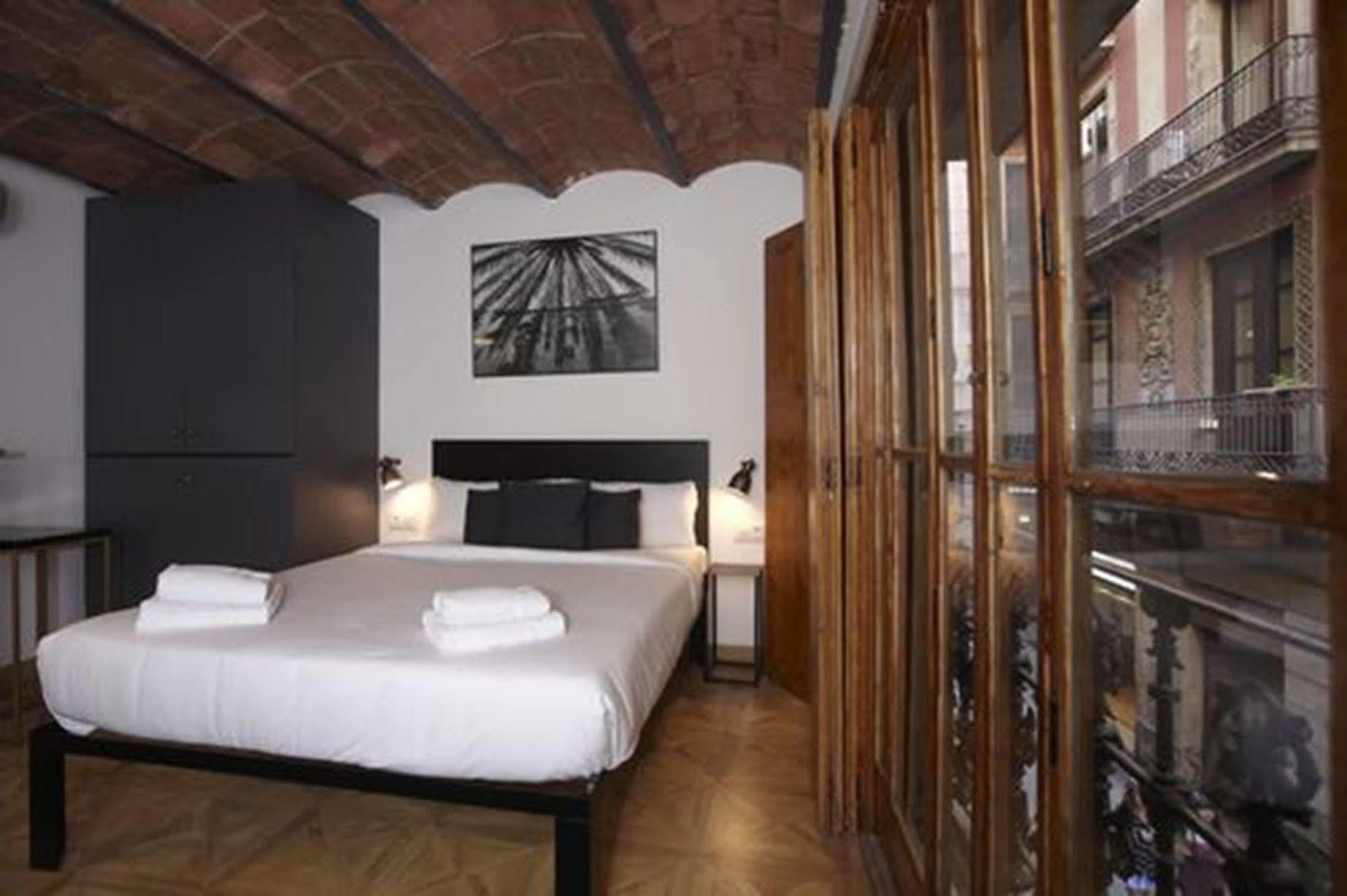 Ferienwohnung L'Escudellers By The Streets Barcelona Exterior foto